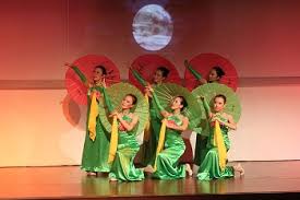 Cover image for Cai die fen fei = 彩蝶纷飞 = Colored Butterfli...