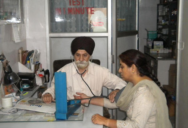 Image: Doctor and patient